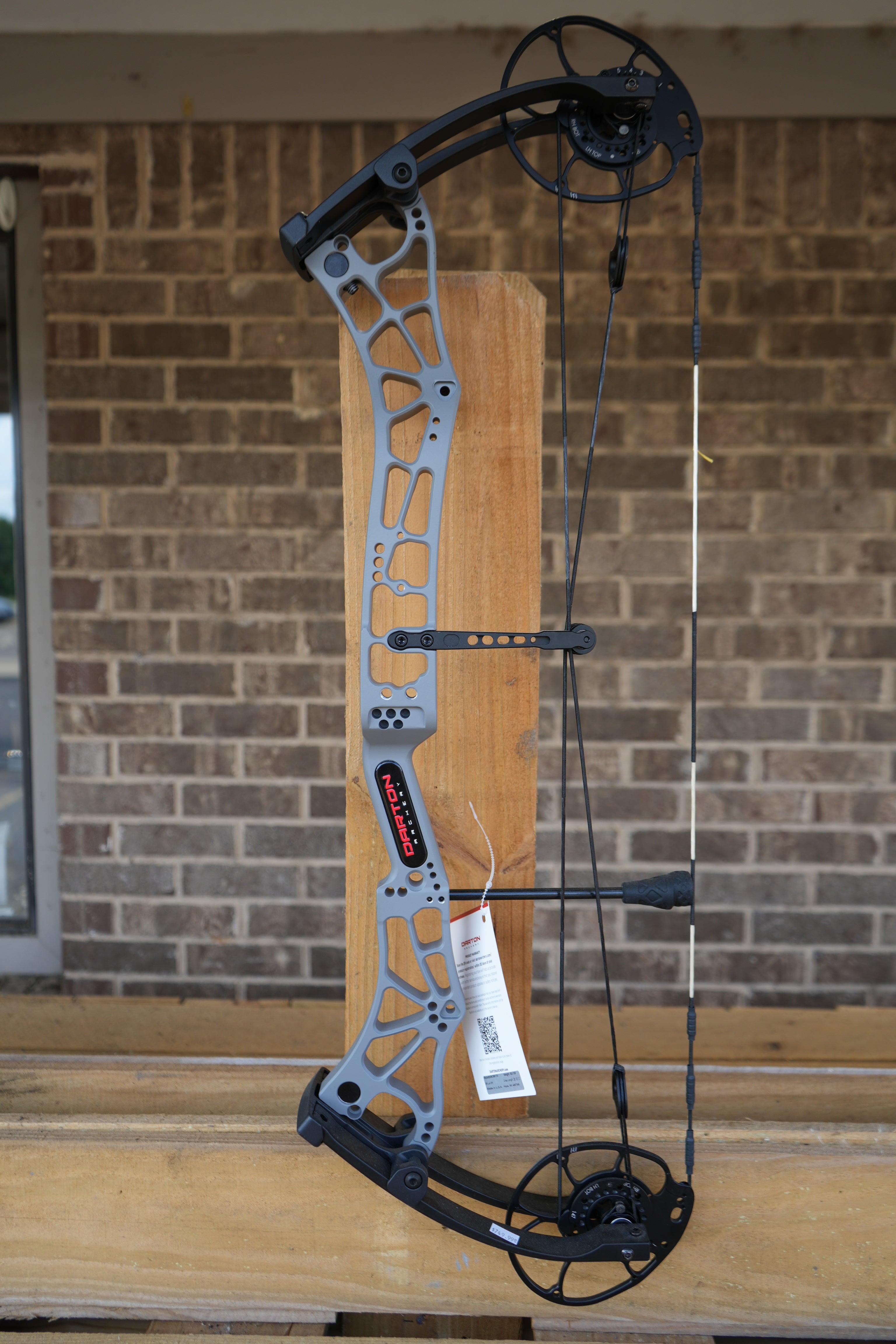 DARTON CONSEQUENCE 2 COMPOUND BOW