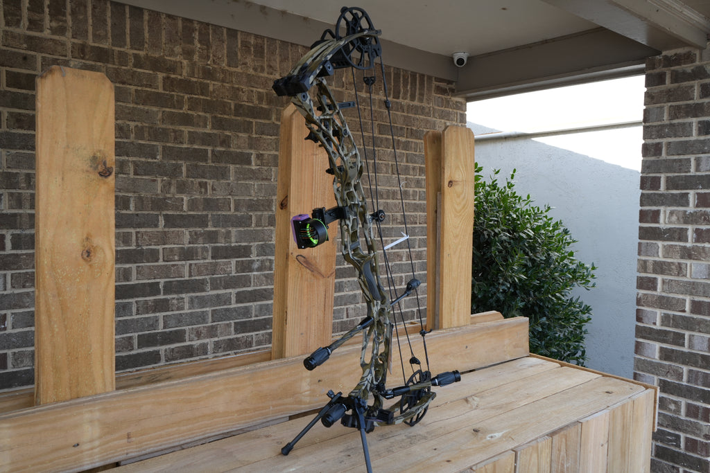 Hoyt Alpha AX-3 33 Mossyoak Bottomlands Package