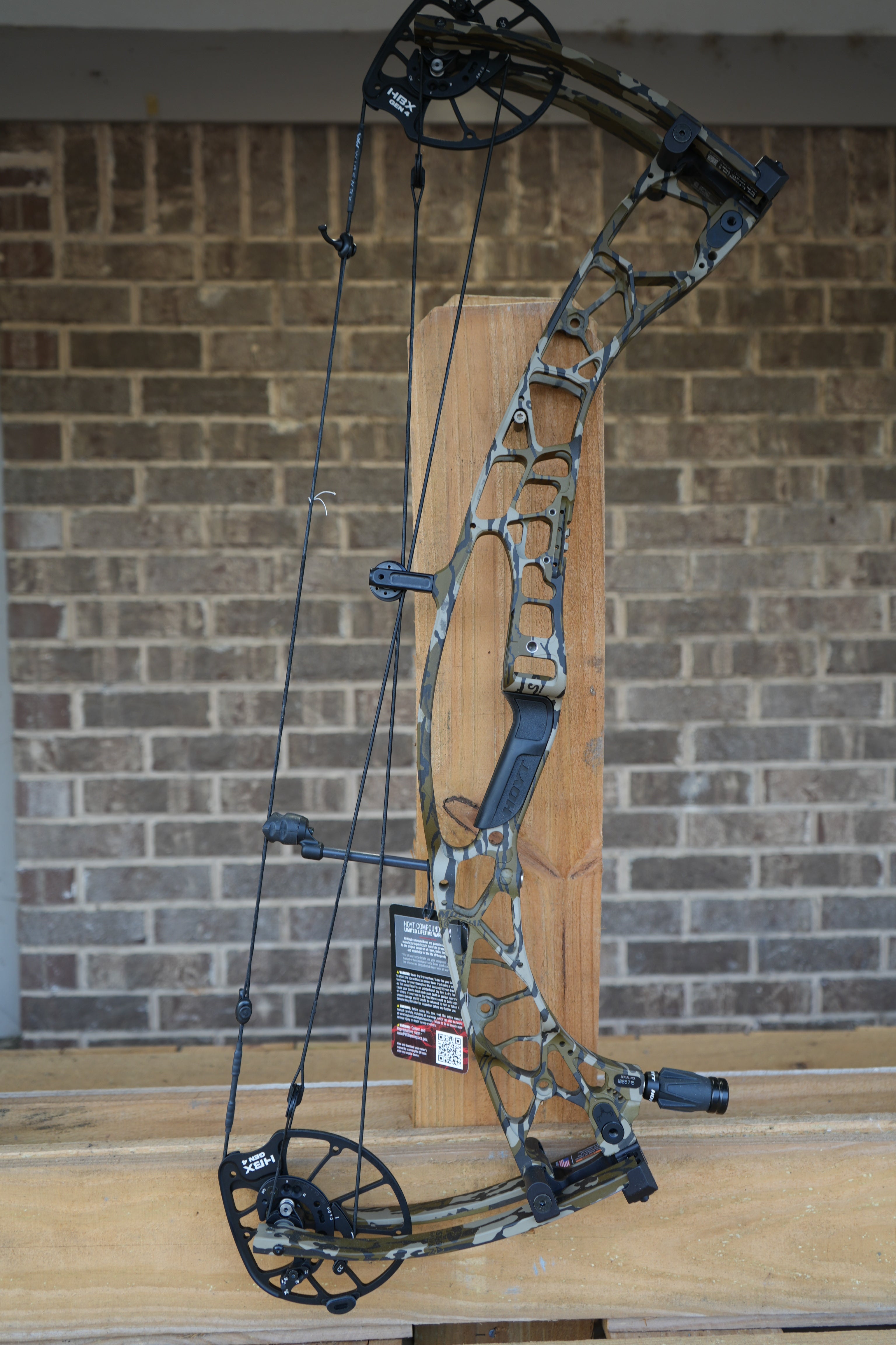 HOYT Alpha AX-3 33
