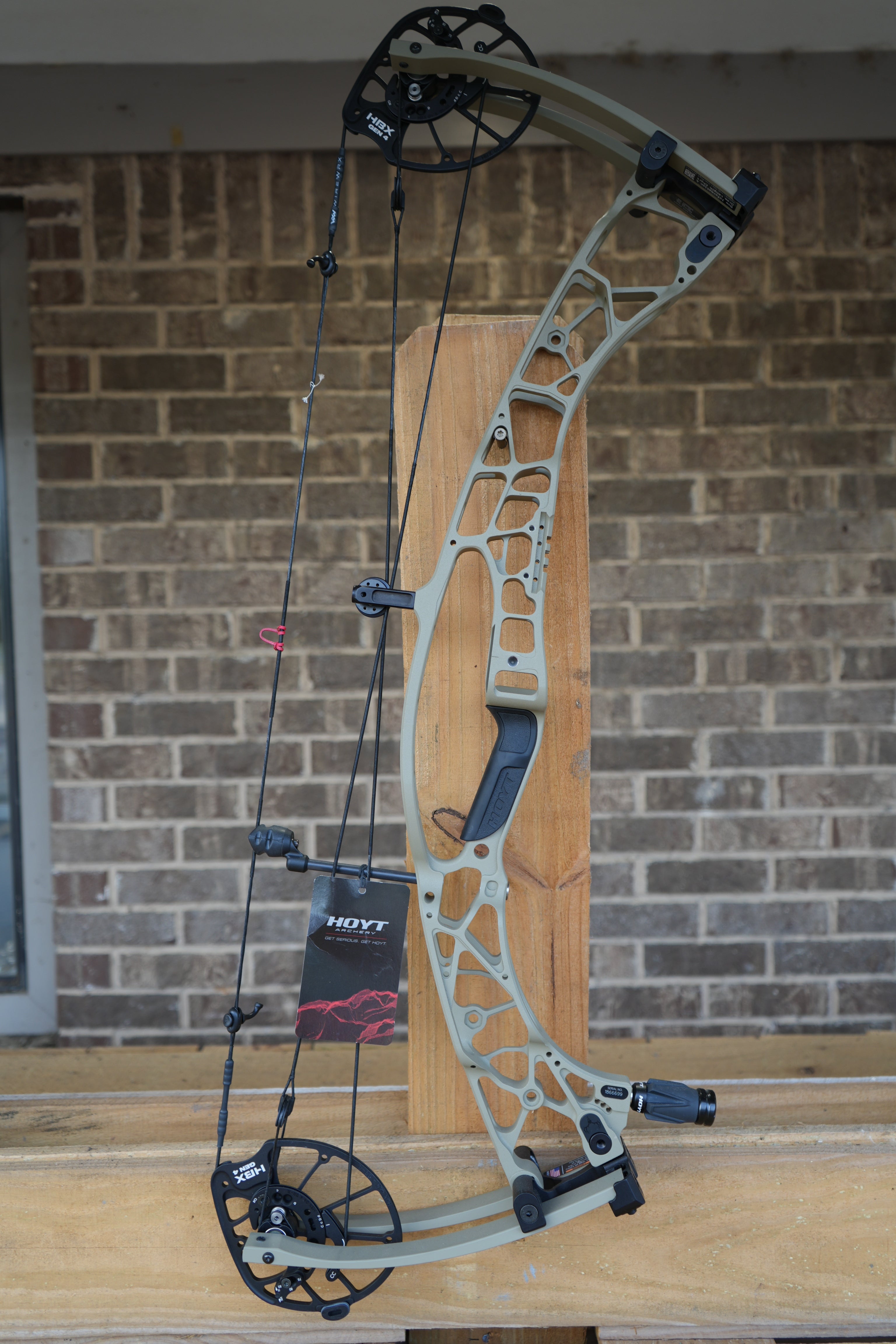 HOYT Alpha AX-3 33