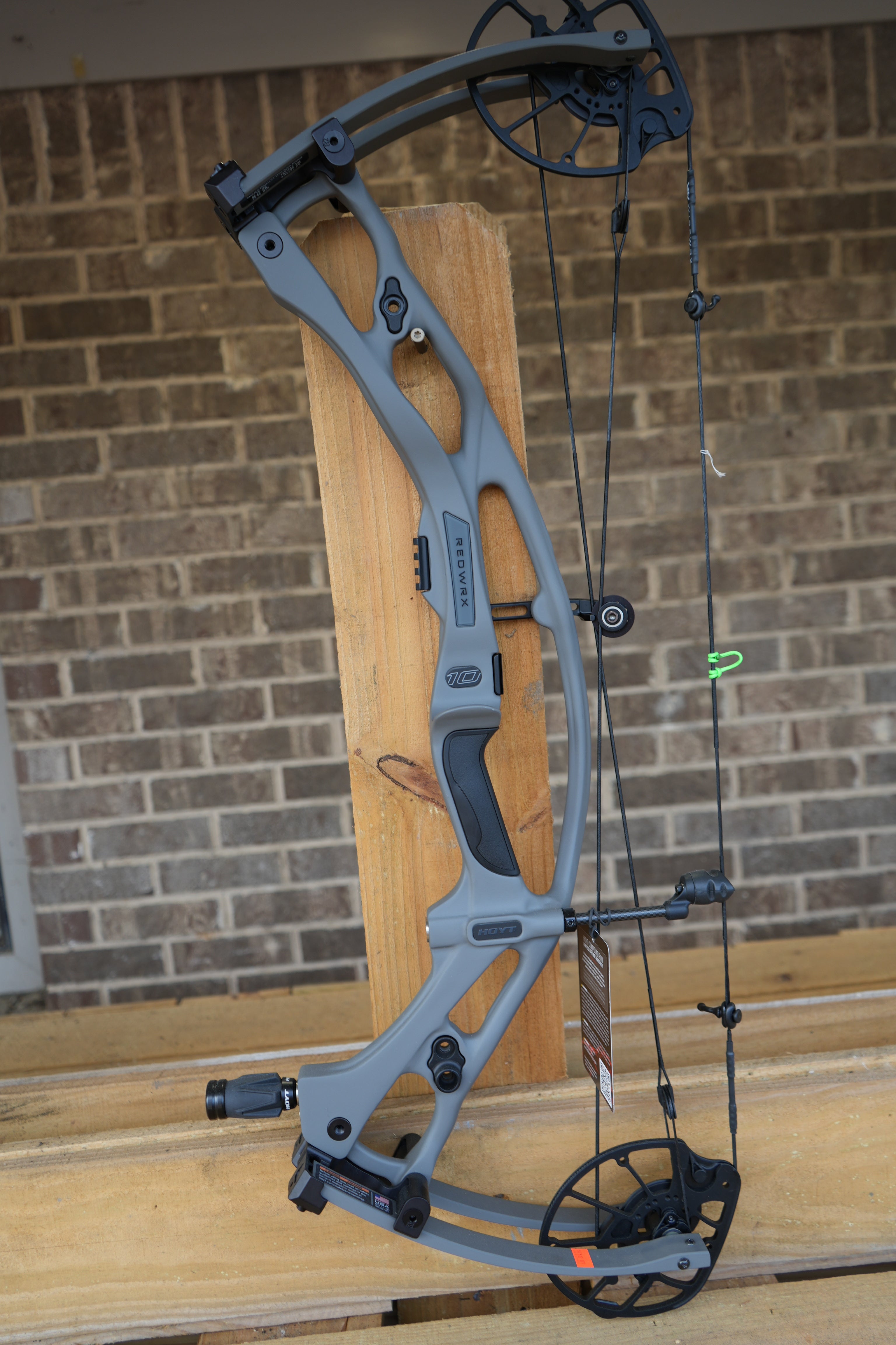 HOYT Carbon RX-10 Compound Bow