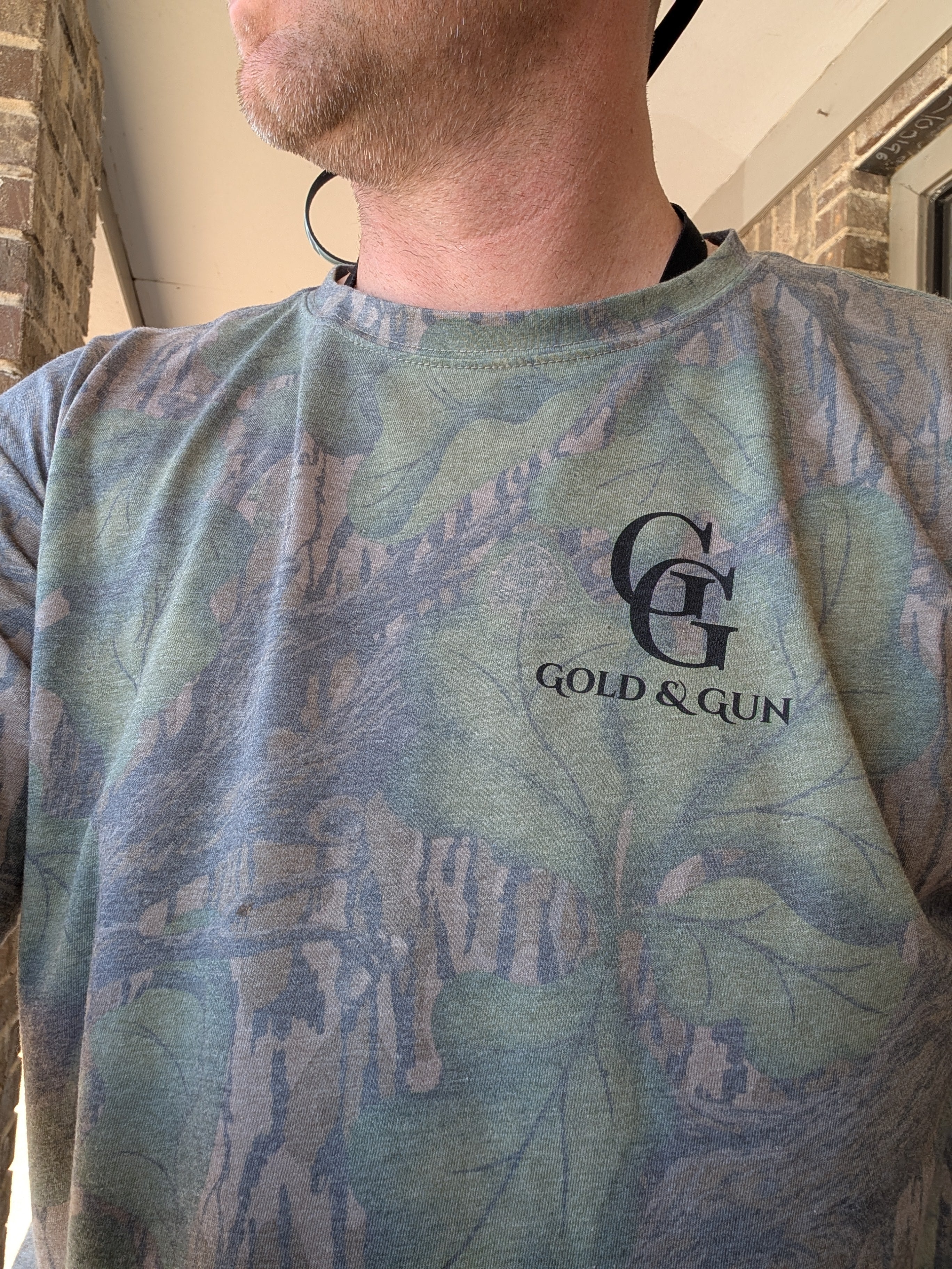 Gold & Gun Mossy Oak Greenleaf Washed Out T-shirt