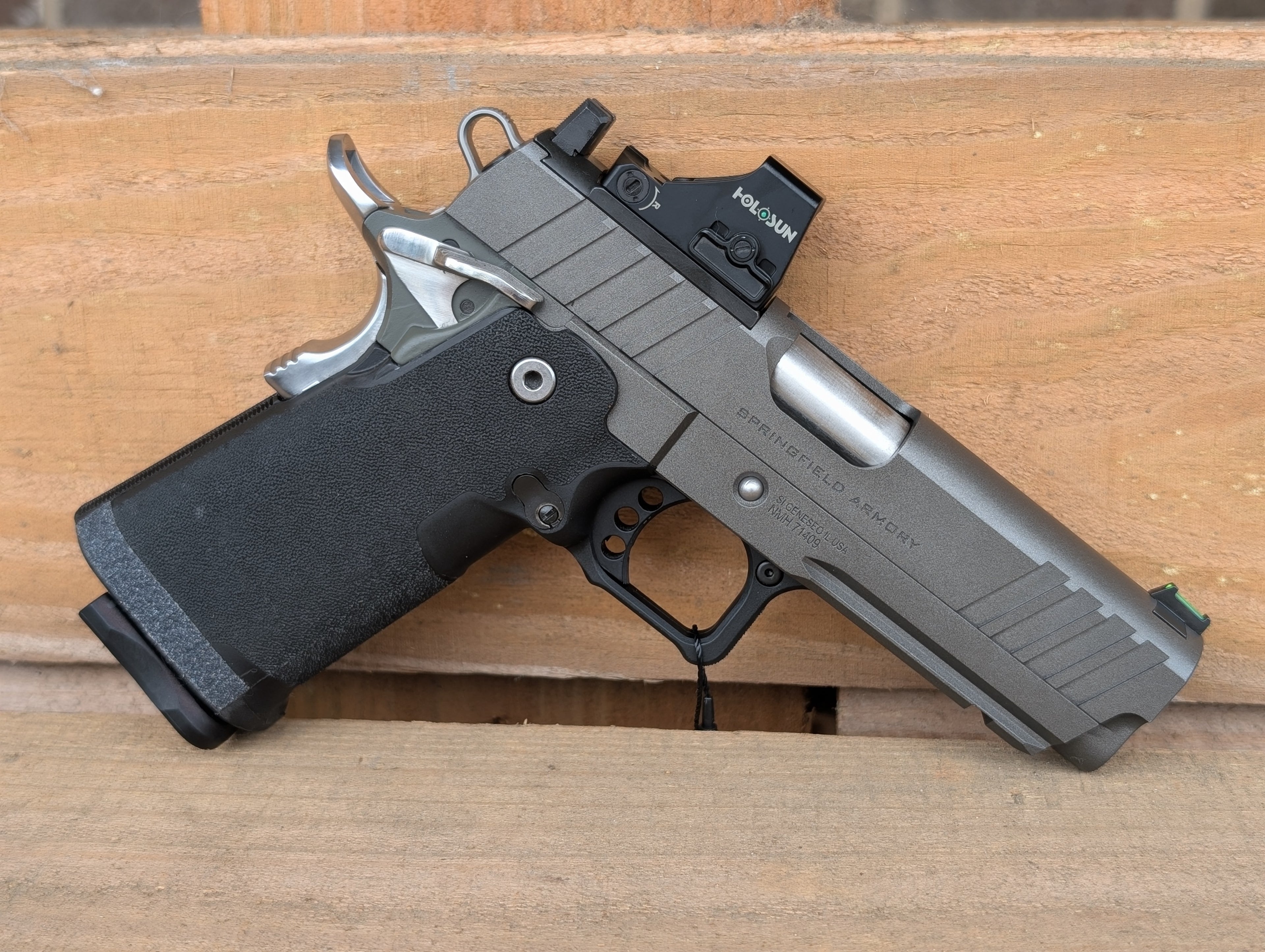 Springfield Prodigy Exclusive with Holosun