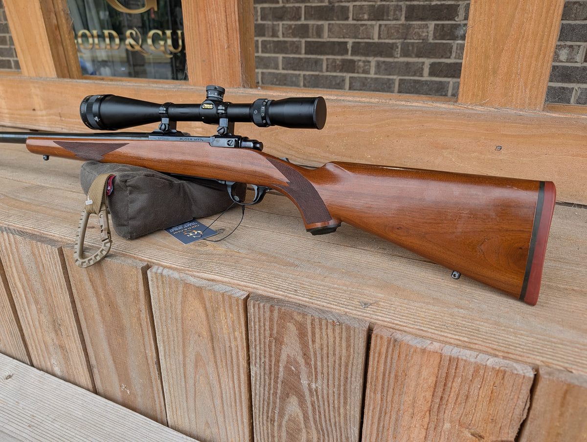 RUGER M77 220 SWIFT